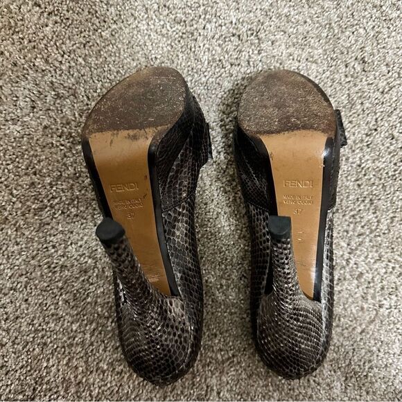 FENDI Black and Silver Snakeskin Bow Peep Tow Platform High Heels Pumps Size 37 - Picture 8 of 9